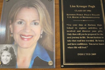 Outstanding Alumni Wall of Fame - Photo Number 18