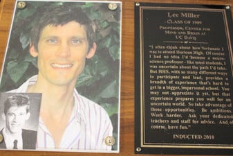 Outstanding Alumni Wall of Fame - Photo Number 17